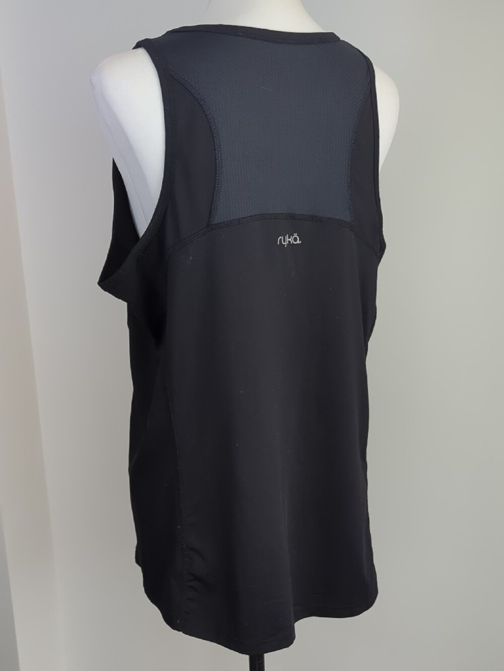 Ryka Black Performance Mesh Back Activewear Workout Tank Top XL